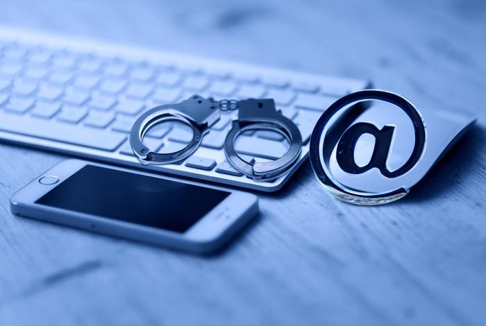 人见人爱大结局短信：揭秘情感沟通的魔力